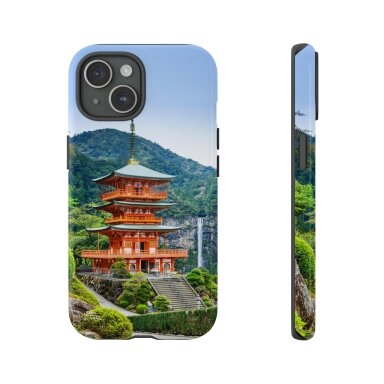 Prieglobstis gamtoje. Dėkliukas telefonui Prieglobstis gamtoje. Dėkliukas telefonui