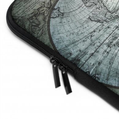 Senovinis pasaulio žemėlapis. MacBook kompiuterio dėklas 2